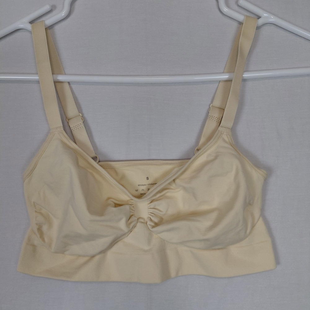 NWT Feelingirl Bra Size‎ S Wireless Sculpted Comfort Full Coverage Soft Barlette - Picture 2 of 8